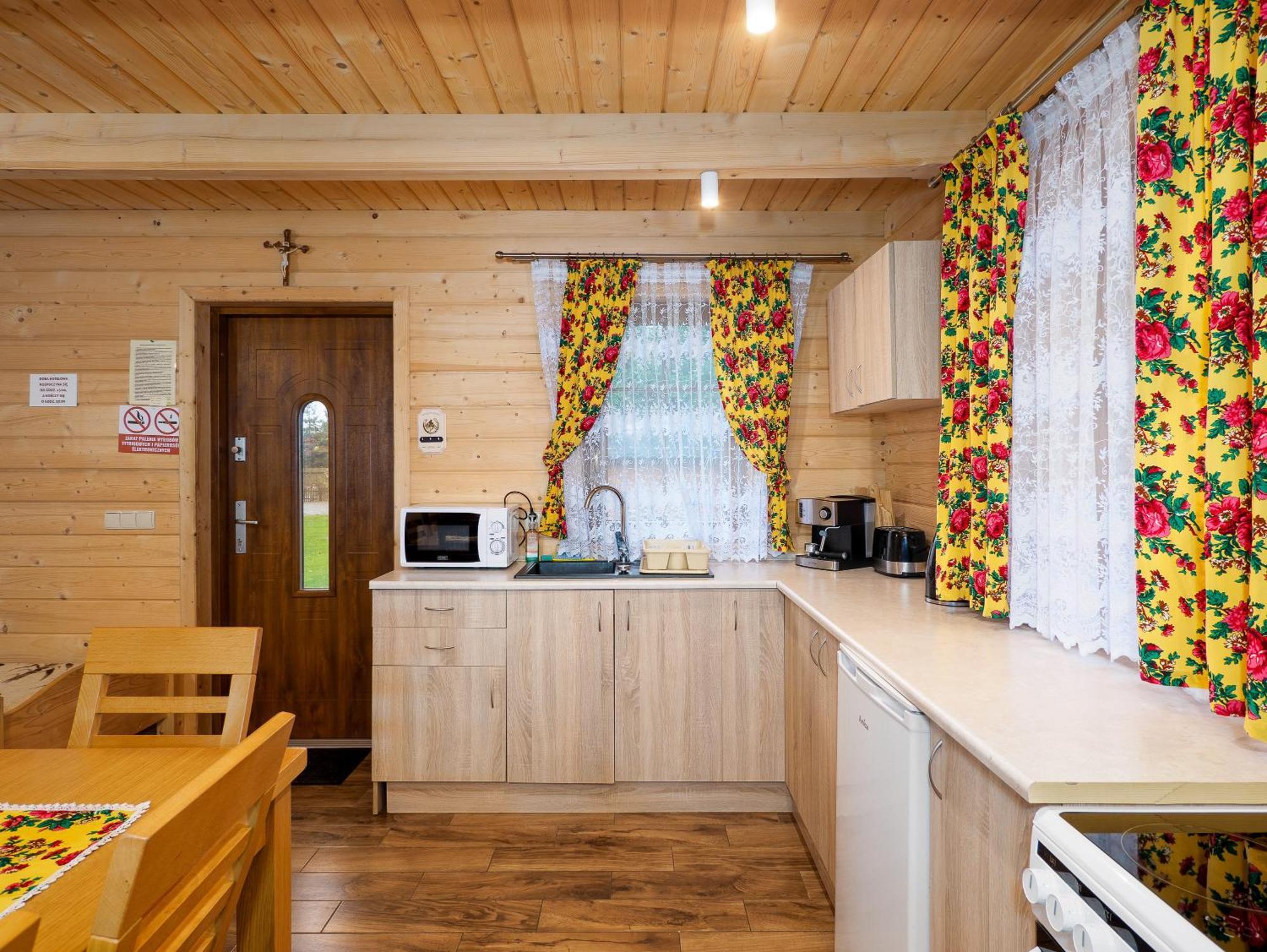 Lodge I Obok Term U Tadka